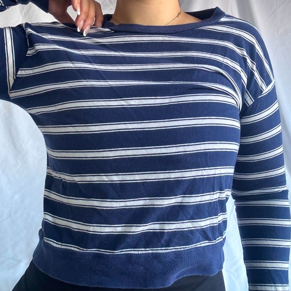 Forever 21 Blue and White Striped Long Sleeve Top